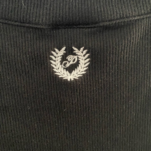 Victoria’s Secret PINK black ribbed long sleeve crop top SZ medium - Picture 4 of 5